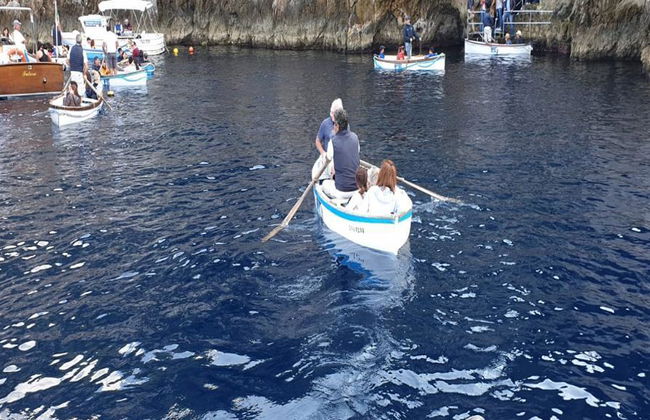 Excursion en bateau à la Grotte bleue de Capri - Au départ de Sorrente - Photo 2